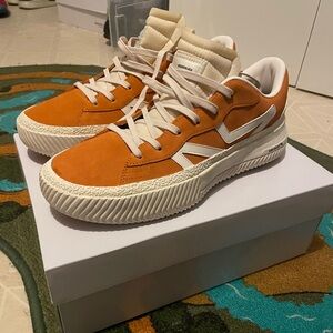 Brandblack Downtown II